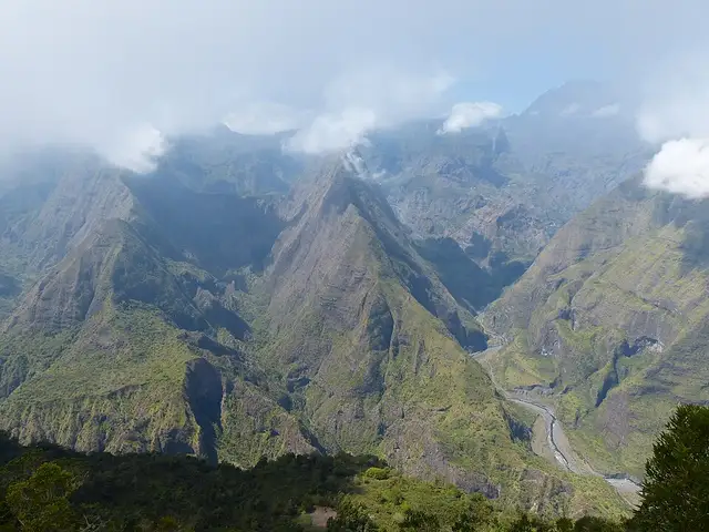 Cirque de Mafate vu de Cap Noir